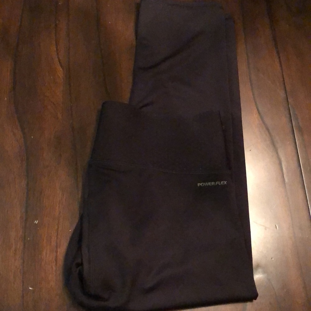 Champion Powerflex wide waist band cropped athletic leggings